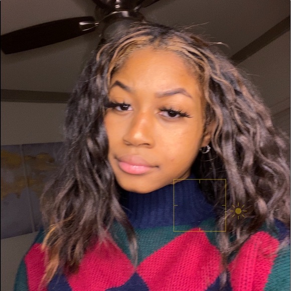 Meet your Posher, Alexandrea - Picture 1 of 1